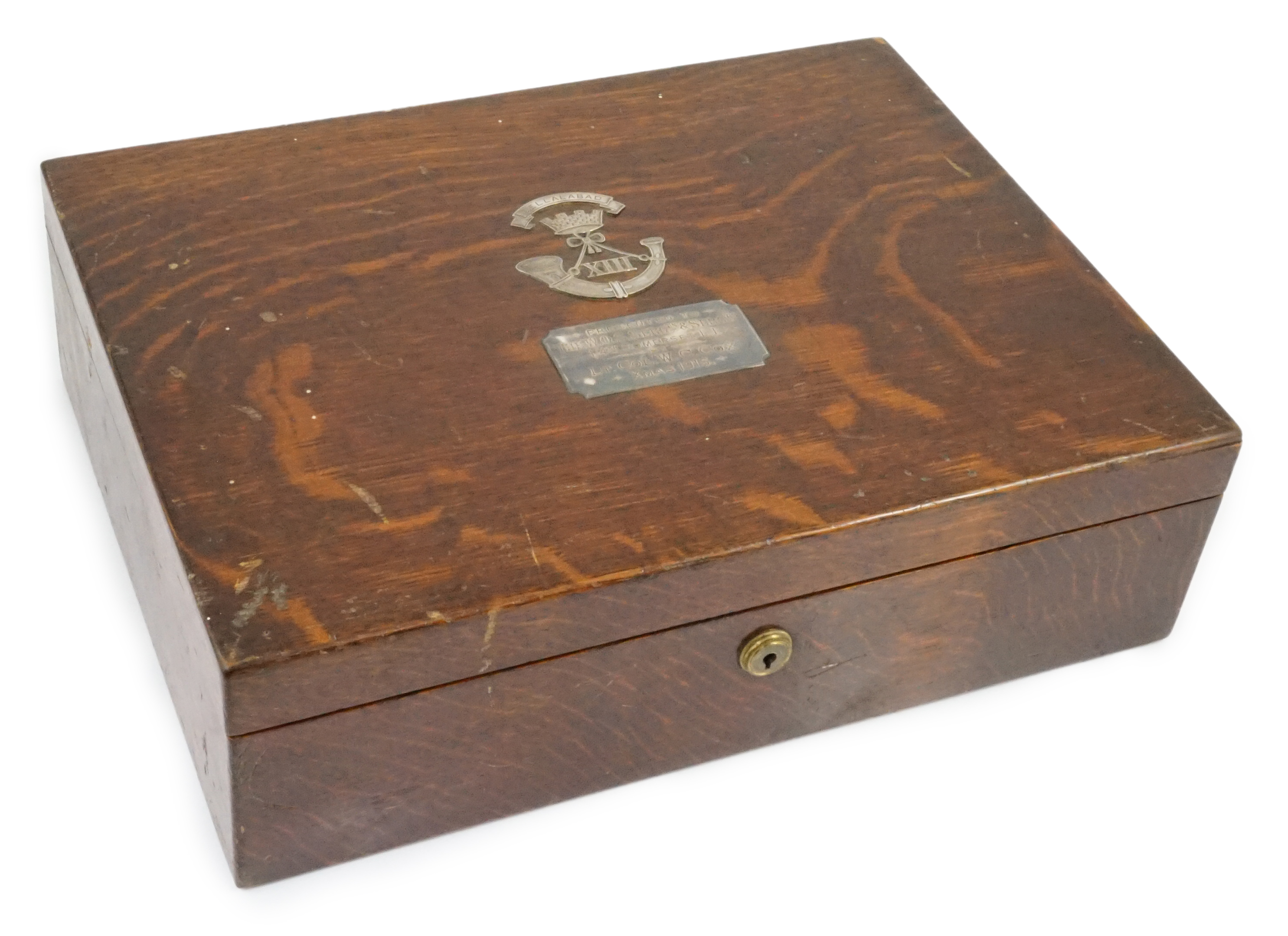 Somerset Light Infantry. A George V Sergeants Mess oak cigar box